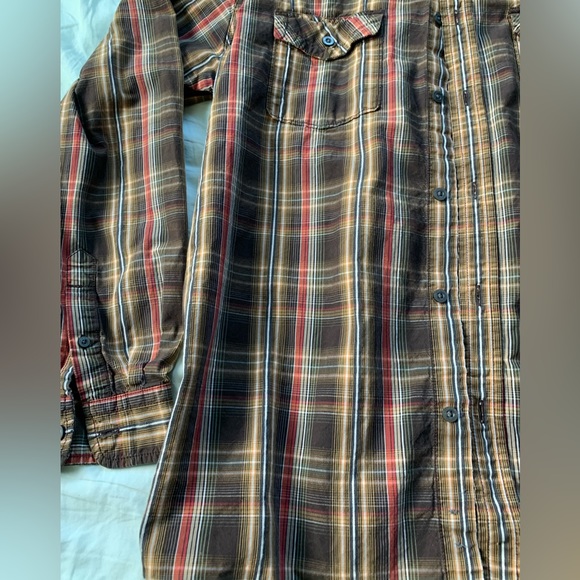 The North Face Long Sleeve Button Up Shirt Mens
Size Large Plaid Shirt - Picture 4 of 9